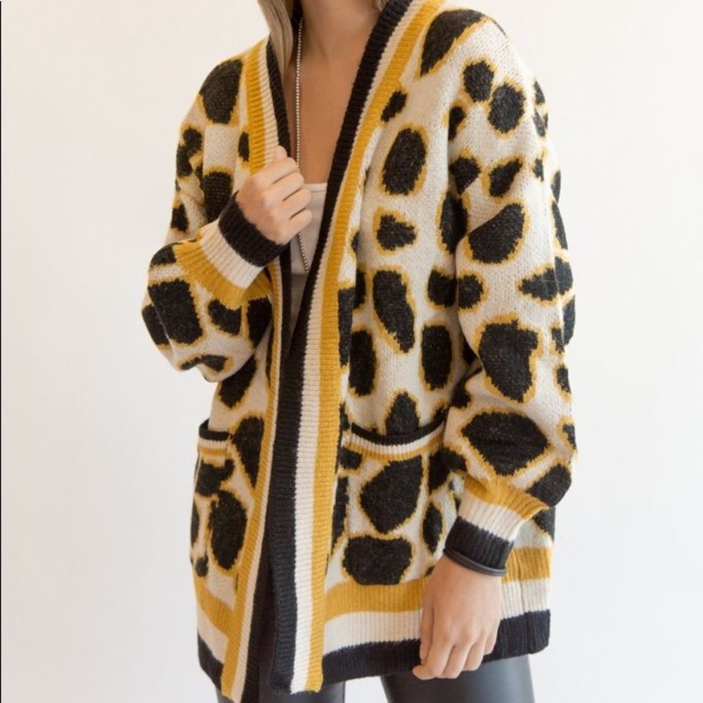 Spotted Open Cardigan